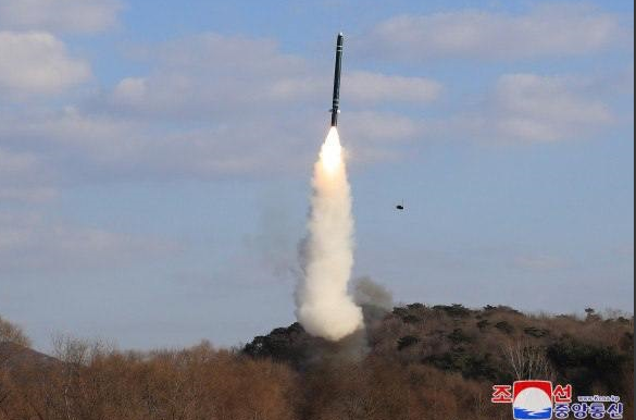 "Відхилення склало 15 км", - у ГУР підтвердили, що ракета КНДР вбила сім'ю під Кривим Рогом через низьку точність